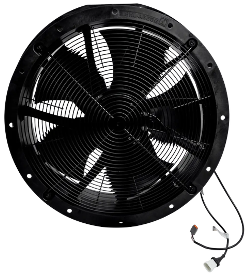 Schwarzer Ventilator mit mehreren Rotorblättern und Schutzgitter. Verkabelung für elektrische Anschlussmöglichkeiten. Produkt von Wolf.